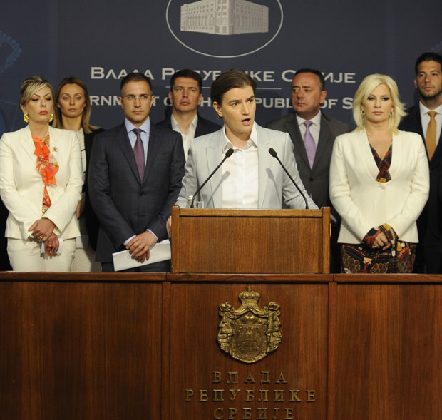 Брнабић: Има простора за нова повећања плата и пензија (ФОТО)